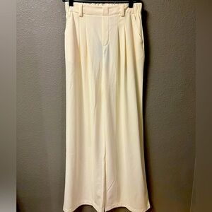 Cream colored Halara wide leg waffle trouser, medium, tall